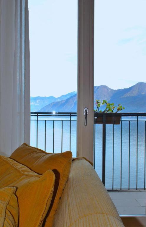 Luxury Attico With Big Terrace Apartamento Argegno Exterior foto